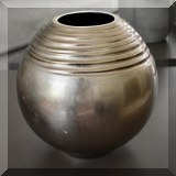 D34. Acrylic vase 